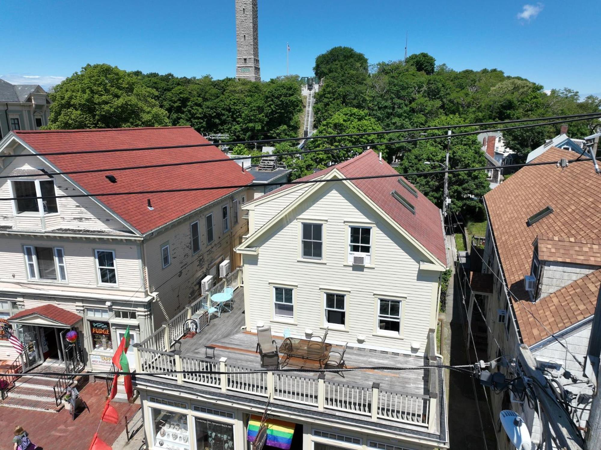 Center Of Town Steps Away Private Deck Apartment Provincetown Exterior foto