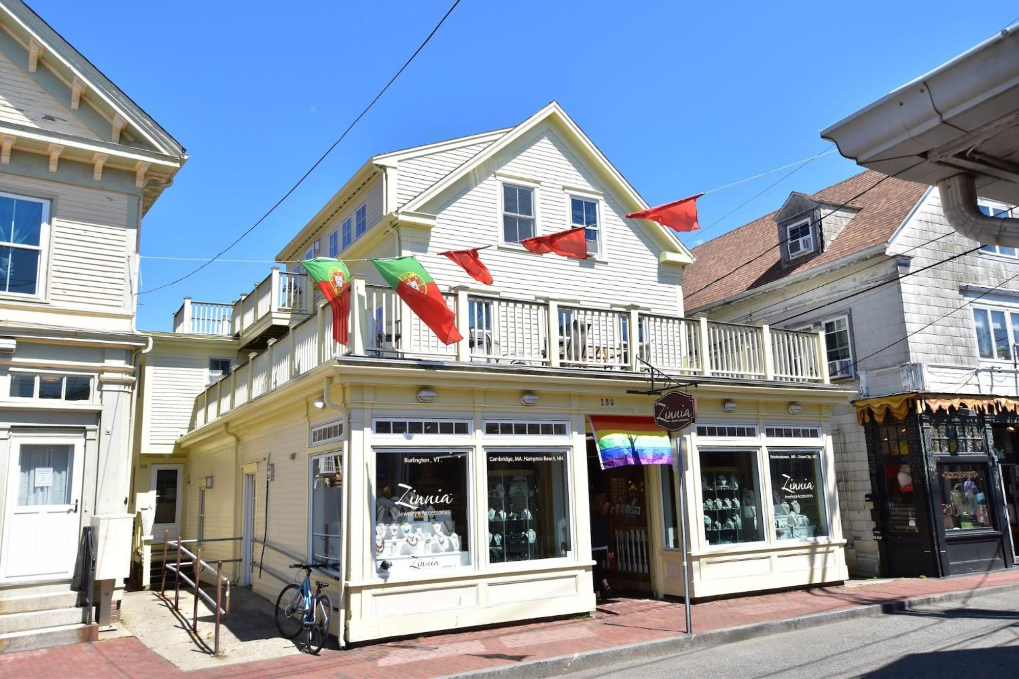Center Of Town Steps Away Private Deck Apartment Provincetown Exterior foto